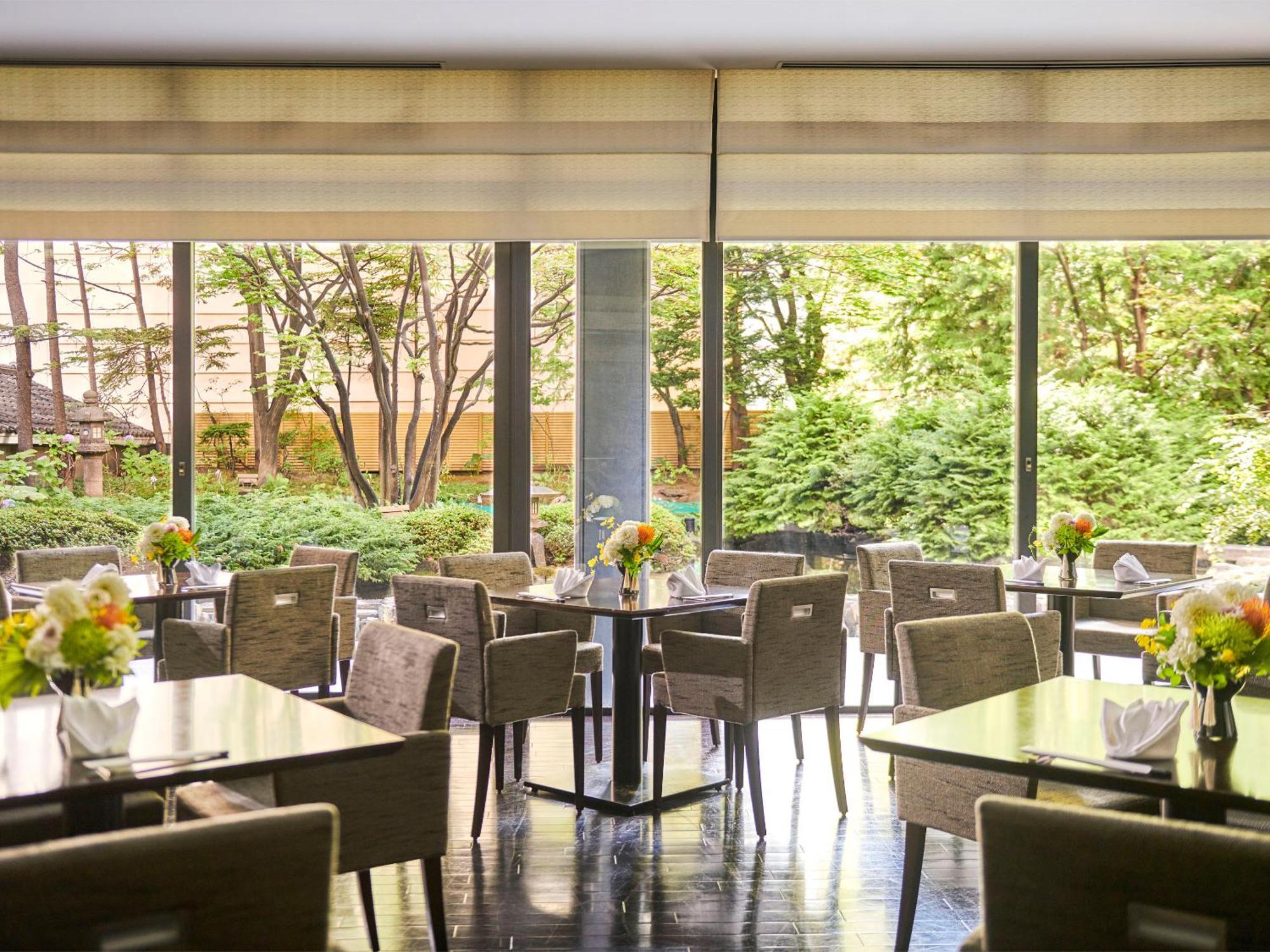 Sapporo Grand Hotel Exterior foto Restaurant